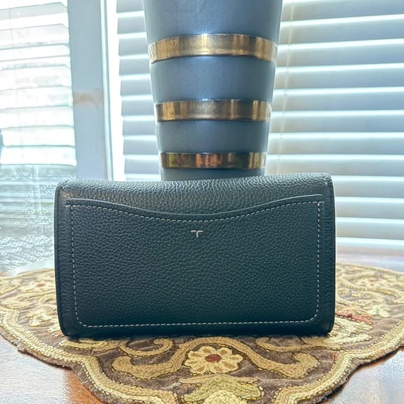 Tory Burch Black Crossbody Purse and Card Holder - Picture 3 of 7
